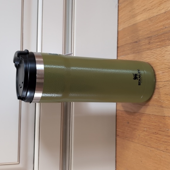 STARBUCKS MILITARY STANLEY - Picture 2 of 2